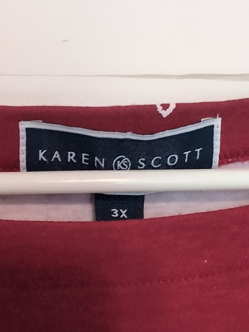 Karen Scott Red Cuff Sleeve Patterned Blouse Size 3x - Picture 2 of 5